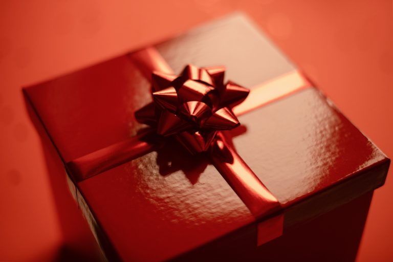 Was kann man einem Junge zu Valentinstag schenken? Geschenkeritter